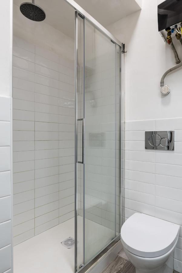 Acquario 5' Free Wifi & Netflix "Prione" By Tilo Apartment'S ジェノヴァ エクステリア 写真